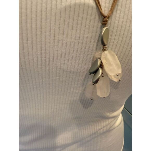 Anthropologie Crystal drop necklace with adjustable twine - Picture 5 of 5